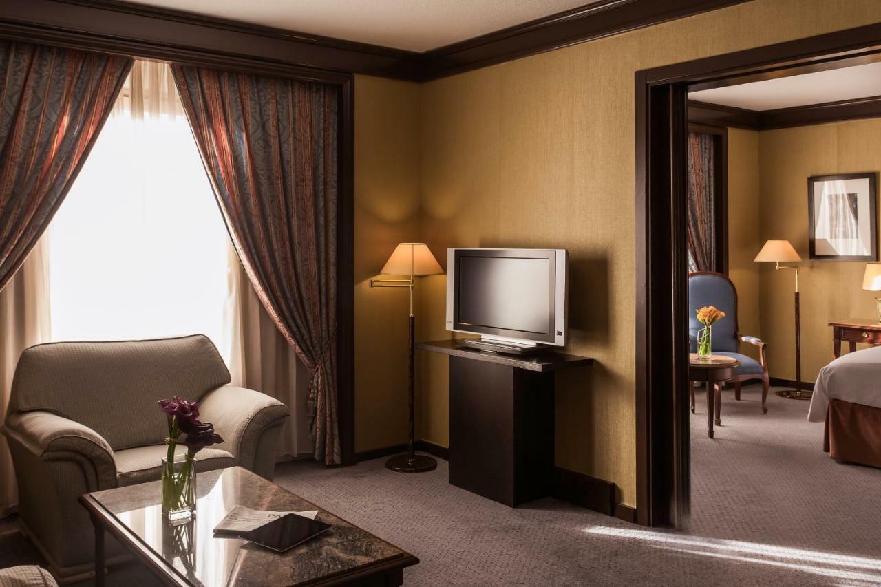 Pullman Madrid Airport & Feria Hotel Luaran gambar