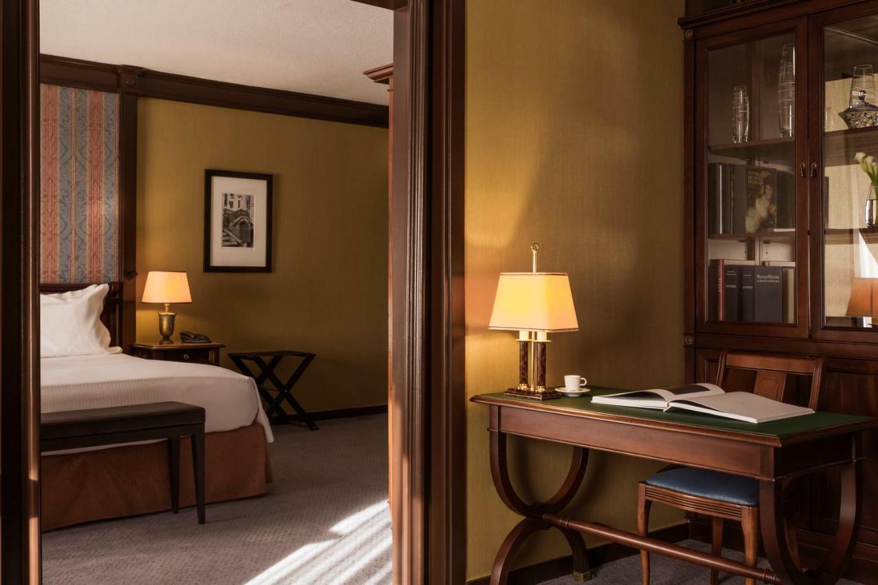 Pullman Madrid Airport & Feria Hotel Luaran gambar
