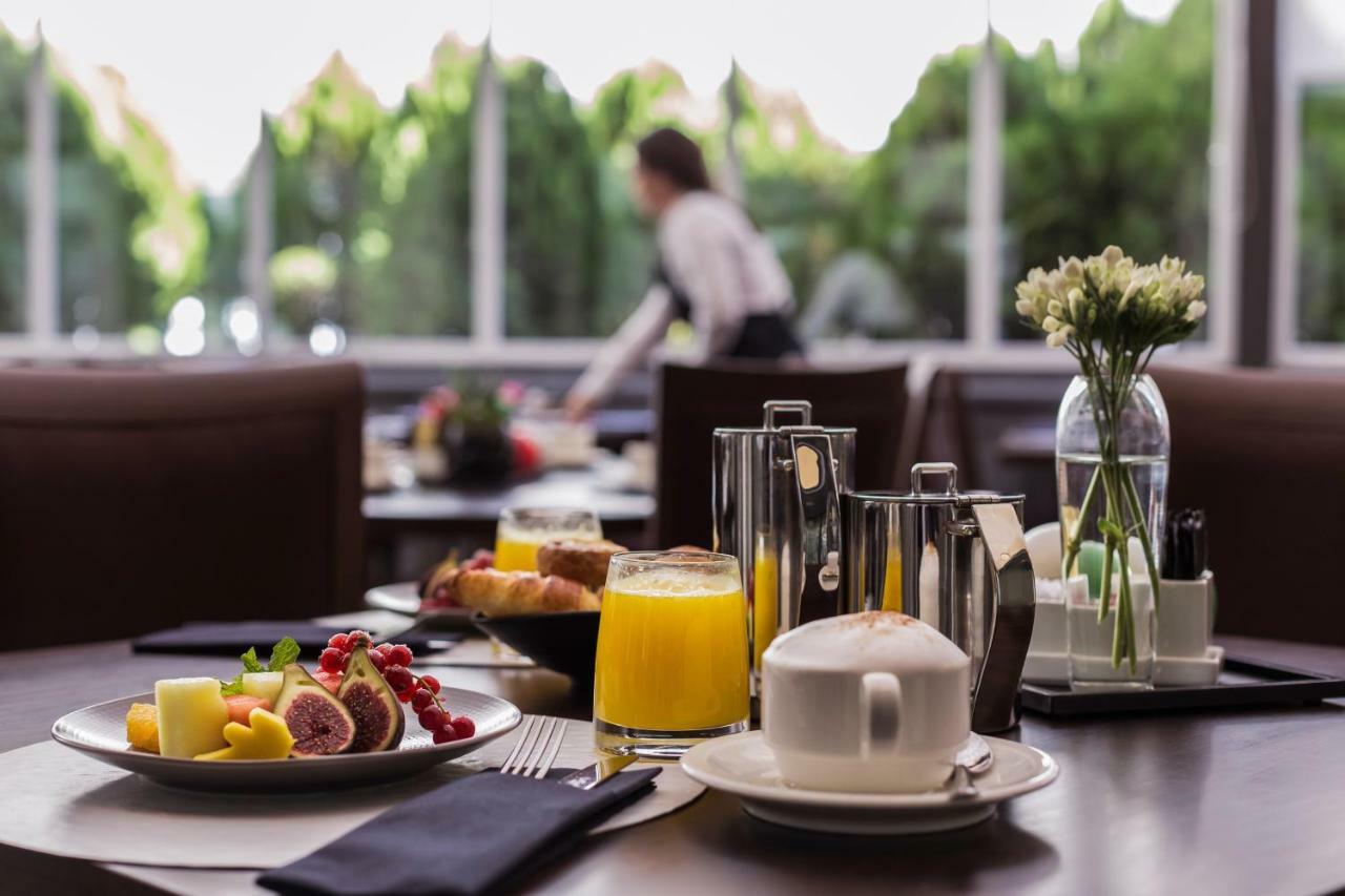 Pullman Madrid Airport & Feria Hotel Luaran gambar